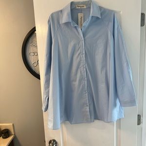 NWT Impressions powder blue wide bottom blouse with pockets size M